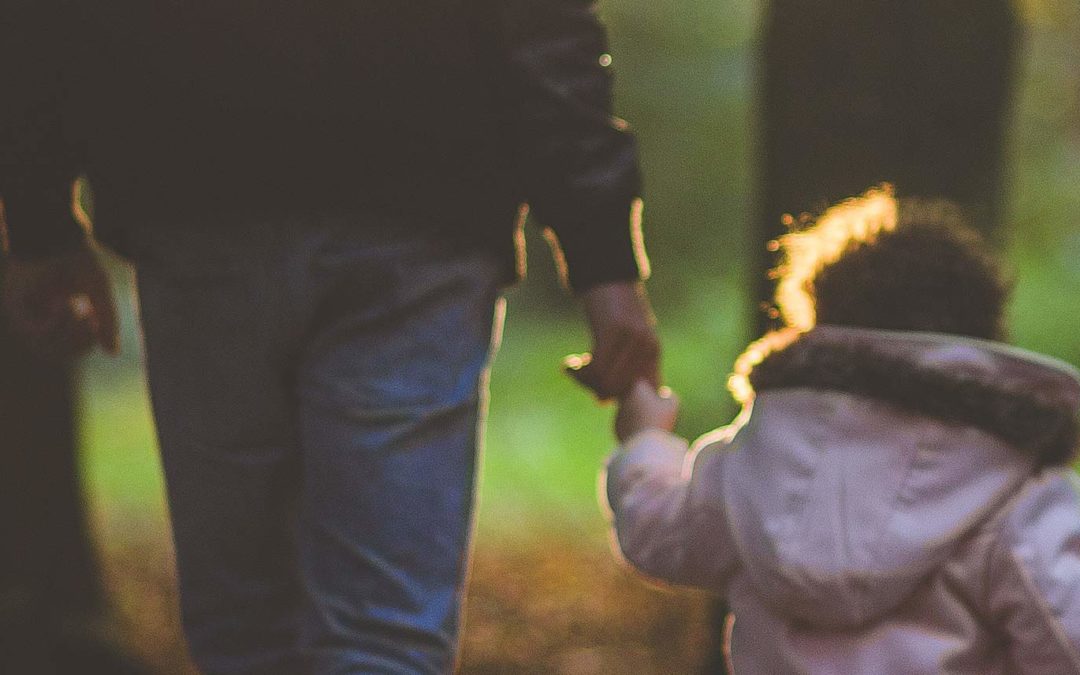 Wird der zeitliche Abstand zwischen Tat und Urteil beim sexuellen Missbrauch eines Kindes strafmildernd berücksichtigt?