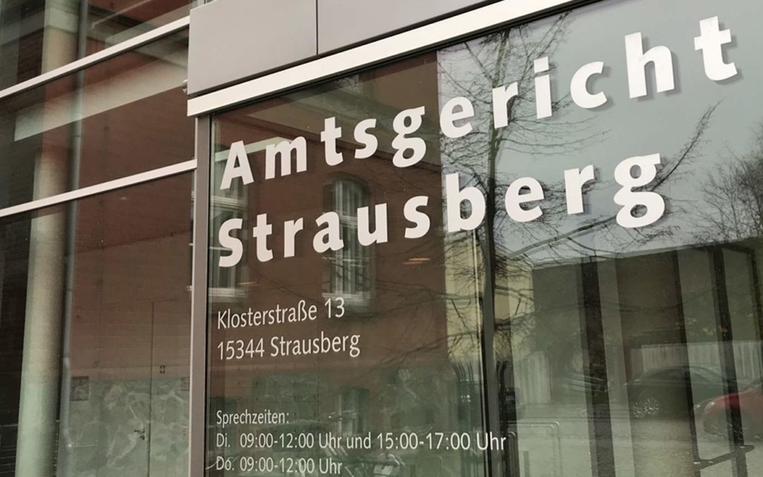 Einstellung nach Anklage wegen des Verstoßes gegen das Pflichtversicherungsgesetz gem. § 153 Abs. 2 StPO wegen Geringfügigkeit