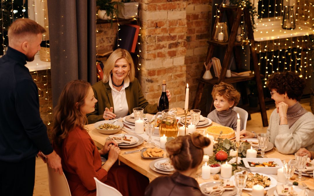 Darf die Polizei an den Weihnachten oder an Silvester in meine Wohnung und die Personenanzahl dort kontrollieren?